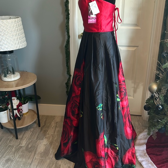 Roses Stacy Skylar - Picture 6 of 16